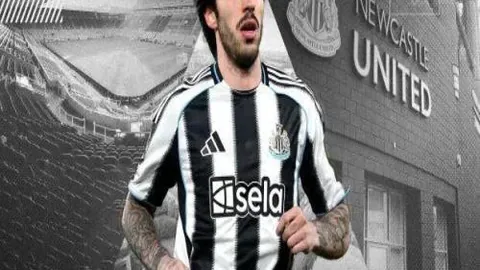 《希勒直言：罗梅罗铲球判罚无误，此类恶劣动作应严惩不贷！》